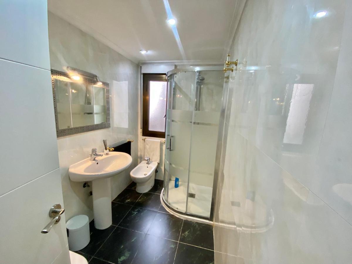 Apartment Rambla Alicante Bagian luar foto