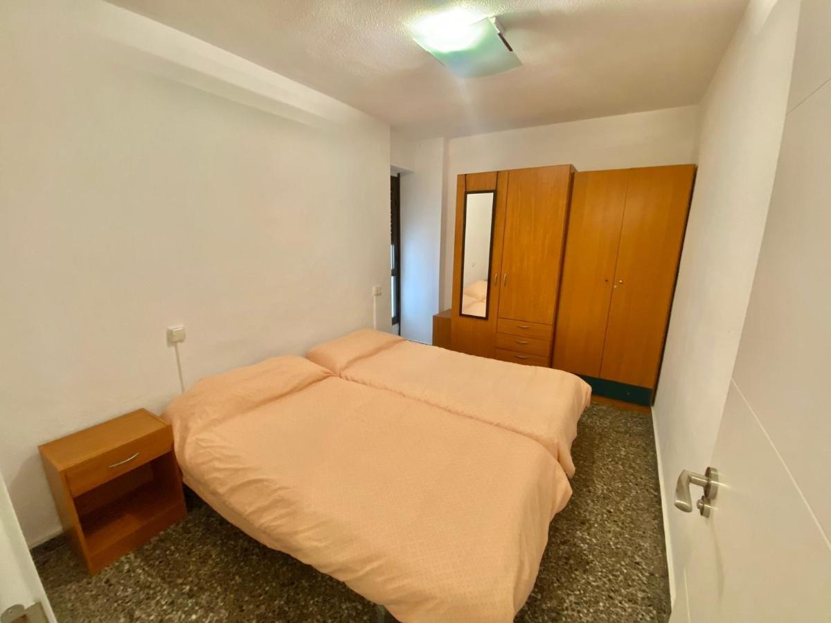 Apartment Rambla Alicante Bagian luar foto